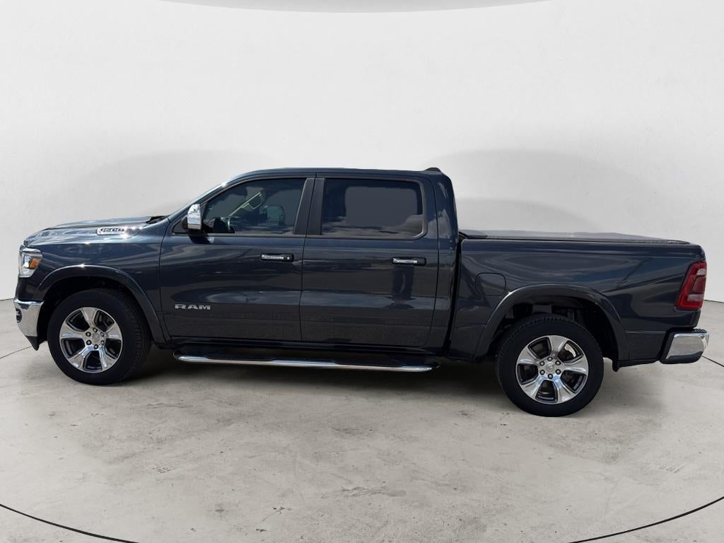 2019 RAM 1500 Laramie Crew Cab 4x4 5'7" Box in Gray — front three-quarter view