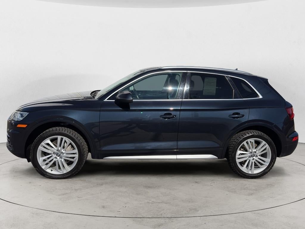 2018 Audi Q5 2.0T Premium in Blue — front three-quarter view