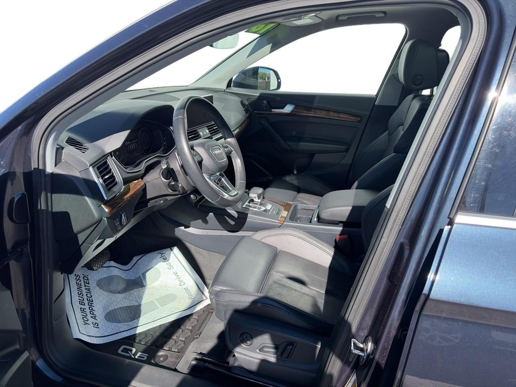 2018 Audi Q5 — rear three-quarter view